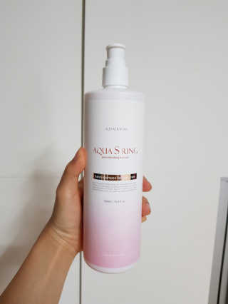 아쿠아큐링 아쿠아S링 퓨어리프레싱 헤어케어 500ml — 5점을 준 리뷰어가 2018년 7월 올린 사용 사진