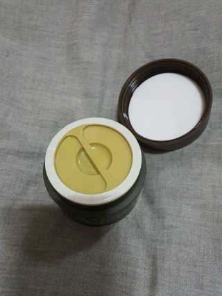 토니모리 프롬 강화 맑은 약쑥 두 겹 진정 크림 — 5점을 준 리뷰어가 2019년 9월 올린 사용 사진