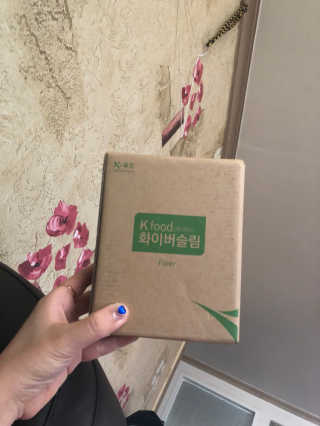 두루원 똥기사의 Kfood 화이버슬림 — 3.5점을 준 리뷰어가 2018년 7월 올린 사용 사진