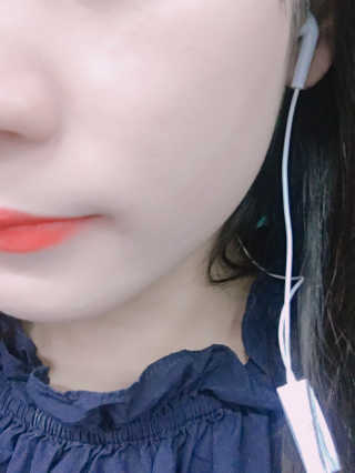 밀키드레스 바비메이크 베일 쿠션 — 4.17점을 준 리뷰어가 2018년 6월 올린 사용 사진