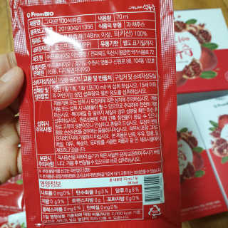 프롬바이오 오직 석류만 [그대로100 석류즙] 하루 1포로 건강하게 — 4.5점을 준 리뷰어가 2019년 11월 올린 사용 사진