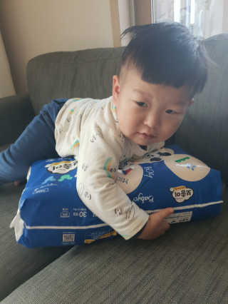 보솜이 베이비케어 팬티형 기저귀 — 5점을 준 리뷰어가 2019년 3월 올린 사용 사진