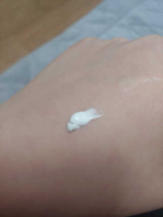 메이메리 쓰리이펙츠 모이스처 톤업크림 50ml — 5점을 준 리뷰어가 2019년 11월 올린 사용 사진