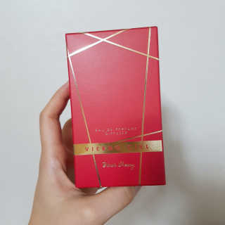 레드컨테이너 비에르노시엘 오 드 퍼퓸 디퓨저 블랙체리 — 5점을 준 리뷰어가 2020년 3월 올린 사용 사진