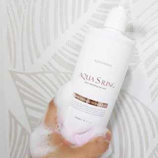 아쿠아큐링 아쿠아S링 퓨어리프레싱 헤어케어 500ml — 5점을 준 리뷰어가 2018년 7월 올린 사용 사진