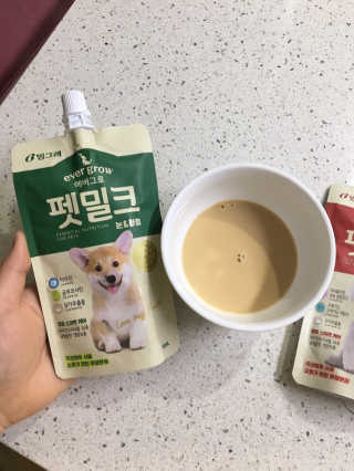 [빙그레] 에버그로 생유산균 1봉（10포입）+펫밀크2팩 — 4점을 준 리뷰어가 2019년 5월 올린 사용 사진
