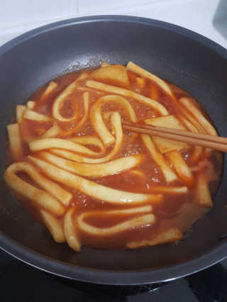 두번째 국떡 국가대표 떡볶이 1팩 + 영미칩 2봉 증정 — 4.5점을 준 리뷰어가 2019년 2월 올린 사용 사진