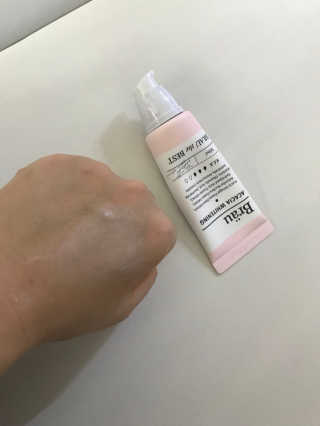 브로이코스메틱 아카시아 화이트닝 미백크림 — 4점을 준 리뷰어가 2018년 2월 올린 사용 사진
