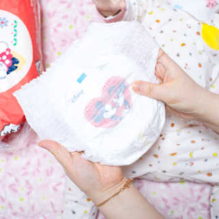 보솜이 베이비케어 팬티형 기저귀 — 5점을 준 리뷰어가 2019년 3월 올린 사용 사진
