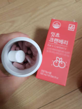네츄럴굿띵스 잇츠 크랜베리 1병 30일분 — 4점을 준 리뷰어가 2019년 10월 올린 사용 사진