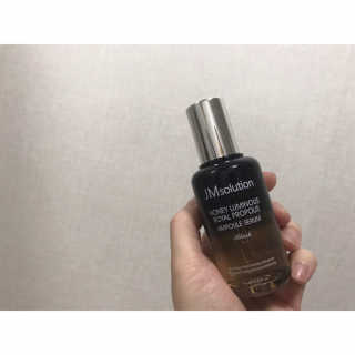 JM솔루션 꿀광 로얄 프로폴리스 앰플 세럼 블랙 — 5점을 준 리뷰어가 2018년 12월 올린 사용 사진