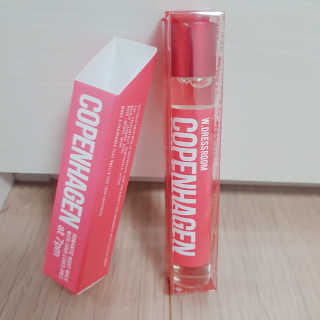 더블유드레스룸 롤 온 퍼퓸EDT 10ml — 4.67점을 준 리뷰어가 2018년 10월 올린 사용 사진