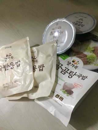 [풀무원] 사골곰탕국밥 황태해장국밥 — 4점을 준 리뷰어가 2018년 6월 올린 사용 사진