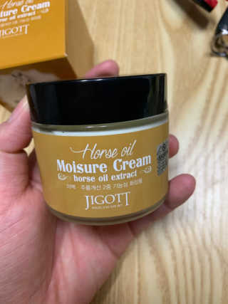 지고트 마유 모이스처 크림 70ml — 3점을 준 리뷰어가 2019년 2월 올린 사용 사진