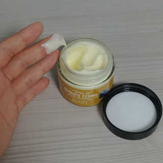 지고트 마유 모이스처 크림 70ml — 4.5점을 준 리뷰어가 2019년 8월 올린 사용 사진