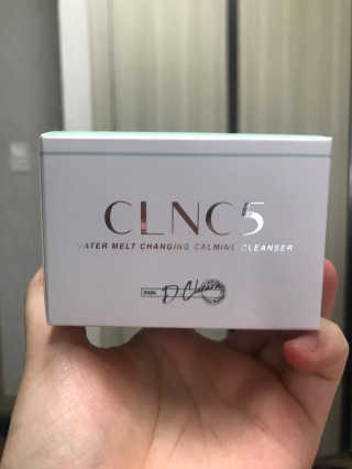 CLNC5 워터 멜트 체인징 클렌저 — 3.83점을 준 리뷰어가 2018년 7월 올린 사용 사진