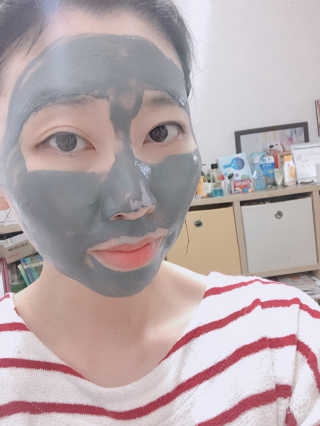 SWISSE 스위스 마누카 허니 디톡시파잉 페이셜 마스크 — 5점을 준 리뷰어가 2019년 12월 올린 사용 사진