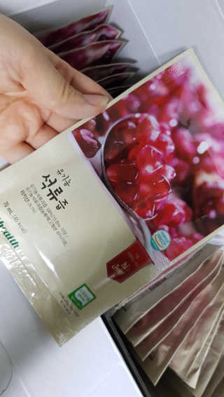 [하이헬스] 정말 진하고 맛있는 유기농 석류즙 30포 — 5점을 준 리뷰어가 2019년 11월 올린 사용 사진