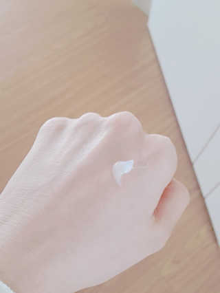 스킨그래머 슈퍼 굿 리페어 크림 — 5점을 준 리뷰어가 2019년 4월 올린 사용 사진