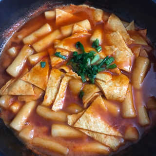 홍대미미네국물떡볶이 [홍대미미네]오리지널 국물 떡볶이4팩 + 라면사리 — 5점을 준 리뷰어가 2019년 4월 올린 사용 사진