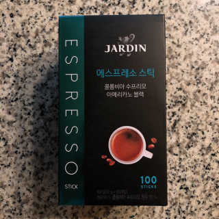 (주)쟈뎅 쟈뎅 에스프레소 스틱 아메리카노 블랙 — 5점을 준 리뷰어가 2018년 10월 올린 사용 사진