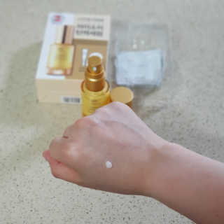 아이소이 불가리안 로즈 인텐시브 리프팅 세럼 20ml 탄력세럼 — 5점을 준 리뷰어가 2018년 5월 올린 사용 사진
