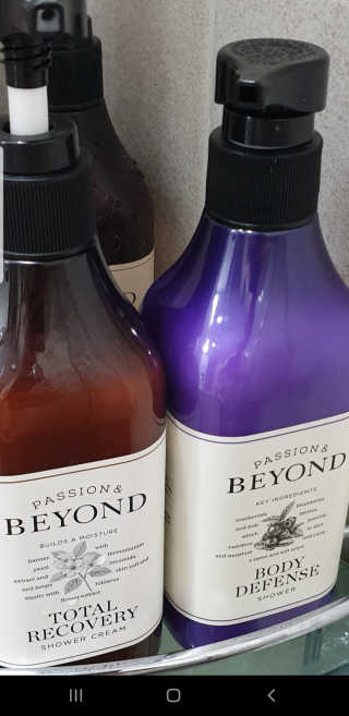 비욘드 바디 디펜스 샤워 450ml — 5점을 준 리뷰어가 2019년 12월 올린 사용 사진