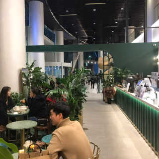 까치화방_종로점 [까치화방] 오픈토스트세트+수제청음료+커피+하루꽃 — 4.17점을 준 리뷰어가 2018년 11월 올린 사용 사진