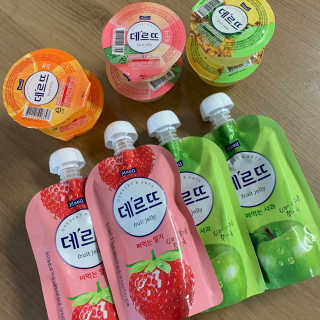 데르뜨 떠먹는 과일 3종, 짜먹는 과일 2종 총 10개 체험 — 4.5점을 준 리뷰어가 2020년 3월 올린 사용 사진