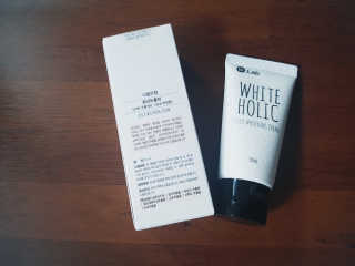 더블유랩 화이트홀릭 50ml — 4.33점을 준 리뷰어가 2018년 7월 올린 사용 사진