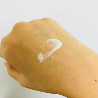 아크웰 아쿠아 클리니티 수분크림 — 3점을 준 리뷰어가 2018년 10월 올린 사용 사진
