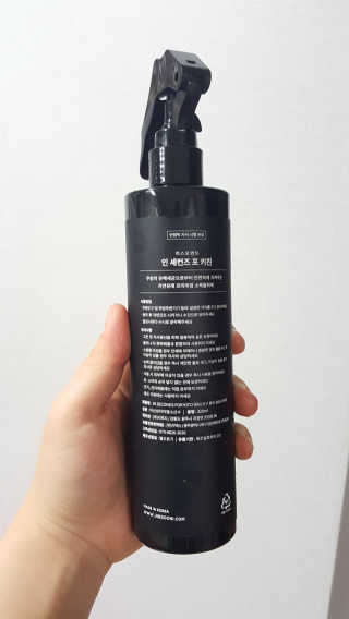 PEACE MOMENT 피스모먼트 인세컨즈포키친 320mL 천연살균소독제 — 4점을 준 리뷰어가 2019년 2월 올린 사용 사진