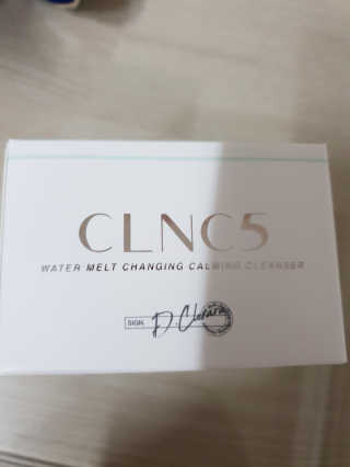 CLNC5 워터 멜트 체인징 클렌저 — 5점을 준 리뷰어가 2018년 8월 올린 사용 사진