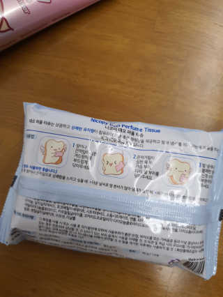 니코피 데오퍼퓸 티슈 + 폼클린저 SET — 5점을 준 리뷰어가 2019년 9월 올린 사용 사진