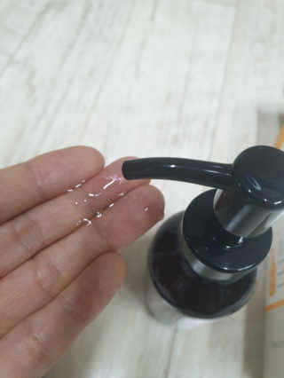 달리프 갈락토미세스 베러 퍼퓸 에센스 — 5점을 준 리뷰어가 2019년 12월 올린 사용 사진