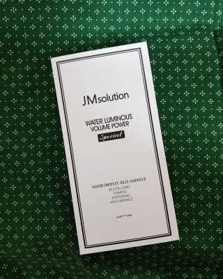 JM솔루션 물광 볼륨 파워 스페셜 — 5점을 준 리뷰어가 2018년 12월 올린 사용 사진