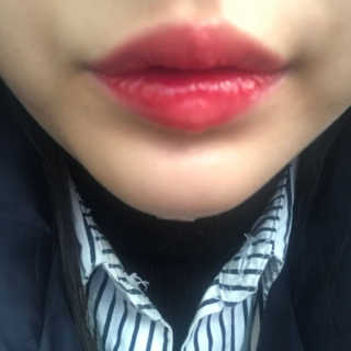 포렌코즈 립핸드 마스터 — 5점을 준 리뷰어가 2017년 12월 올린 사용 사진