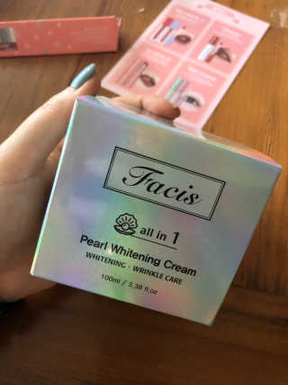 파시스 올인원 진주 화이트닝 크림 100ml — 4점을 준 리뷰어가 2019년 5월 올린 사용 사진