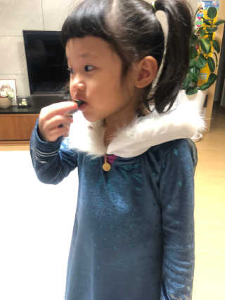 더빈트 와삭바삭 김스낵 — 5점을 준 리뷰어가 2019년 12월 올린 사용 사진