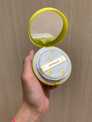 아토팜 톡톡 페이셜 선팩트 SPF43 PA+++ — 5점을 준 리뷰어가 2019년 6월 올린 사용 사진