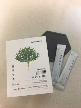 헬씨앤핏 디톡스와 변비에 탁월한 연두함초. 천연변비약으로 유명 — 4.5점을 준 리뷰어가 2020년 1월 올린 사용 사진