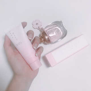 [블랙루즈] 핑크 톤업 크림 — 3.5점을 준 리뷰어가 2019년 3월 올린 사용 사진