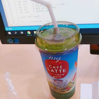 마이카페라떼 말차 아몬드브리즈 7개입 — 5점을 준 리뷰어가 2019년 11월 올린 사용 사진