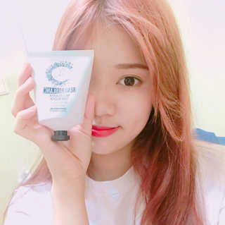 르나드블랑 멀티레이어 선블록 — 4.17점을 준 리뷰어가 2017년 5월 올린 사용 사진