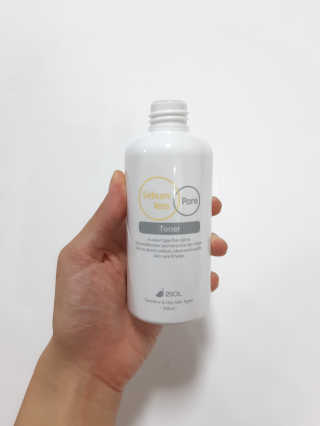 이솔화장품 이솔 세범 리스 포어 토너 200ml — 4점을 준 리뷰어가 2018년 8월 올린 사용 사진