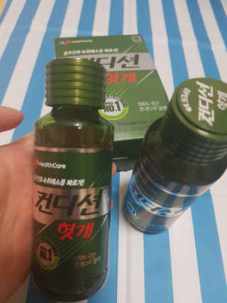 헛개컨디션 피크닉과 축제의 필수템, 헛개 컨디션 — 3점을 준 리뷰어가 2019년 7월 올린 사용 사진