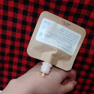 톤28 유기농 블루라이트 방어 UV 차단거리 지성용 B2 — 5점을 준 리뷰어가 2019년 5월 올린 사용 사진