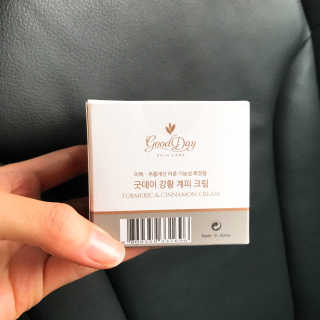 GoodDay Skincare GoodDay 강황 크림 — 5점을 준 리뷰어가 2019년 8월 올린 사용 사진