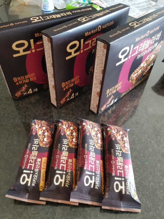 오그래놀라 카카오유산균볼 오그래놀라바 카카오앤유산균볼 — 5점을 준 리뷰어가 2020년 3월 올린 사용 사진