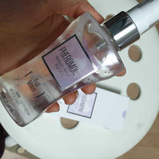 레드컨테이너 페로몬향 퍼퓸 바디미스트 80ml — 3.5점을 준 리뷰어가 2020년 2월 올린 사용 사진